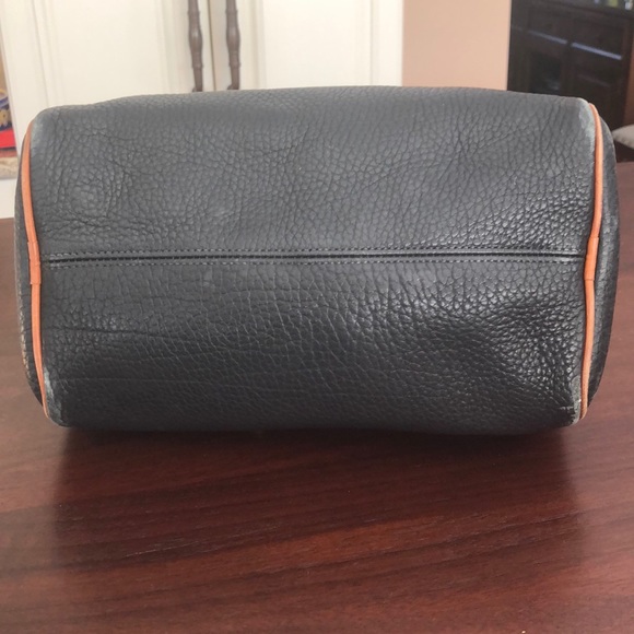 Vintage Dooney and Bourke - Picture 5 of 8